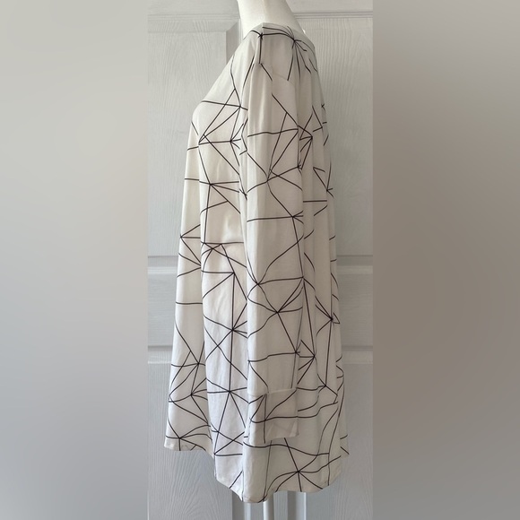 NWT LulaRoe Plus Size Long Sleeve Tunic Size 2X - Picture 9 of 12